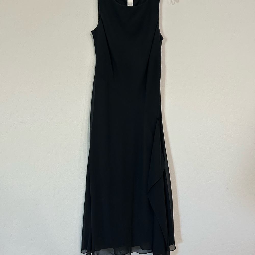 Liz Claiborne Black Midi Dress